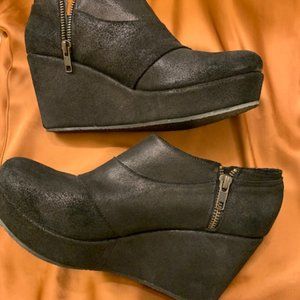 Cordiani Women's Faith Wedge